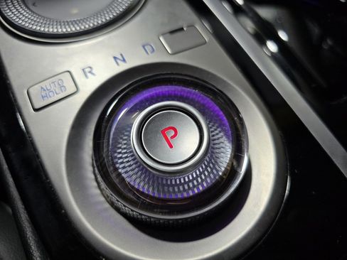 Used 2021 Genesis G80 2.5T image 24