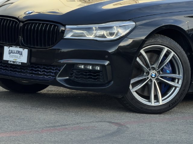 Used 2018 BMW 750i xDrive AWD/4WD image 8