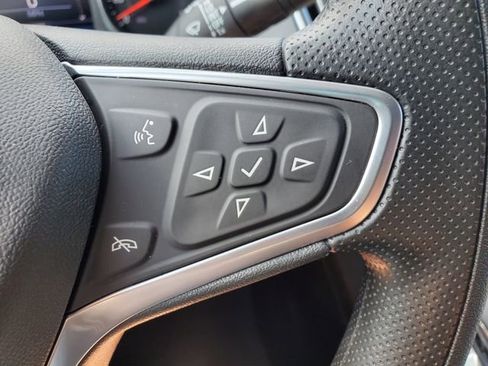 Certified 2022 Chevrolet Equinox LS w/ LS Convenience Package FWD image 24