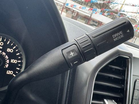 Used 2018 Ford F150 XLT image 18