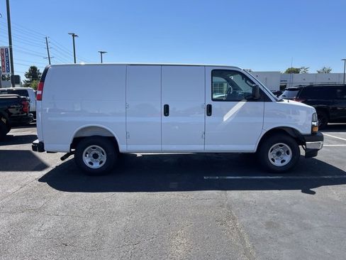 New 2025 Chevrolet Express 2500 Work Van w/ Driver Convenience Package image 11