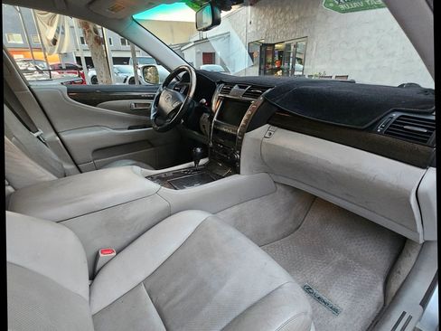 Used 2007 Lexus LS 460 image 22
