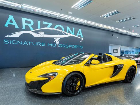 Used 2015 McLaren 650S Spider RWD image 2