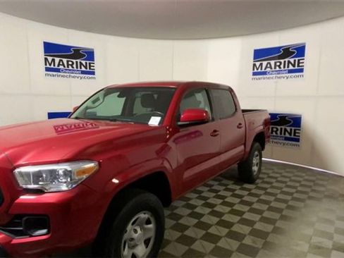 Used 2022 Toyota Tacoma SR w/ SR Convenience Package image 6