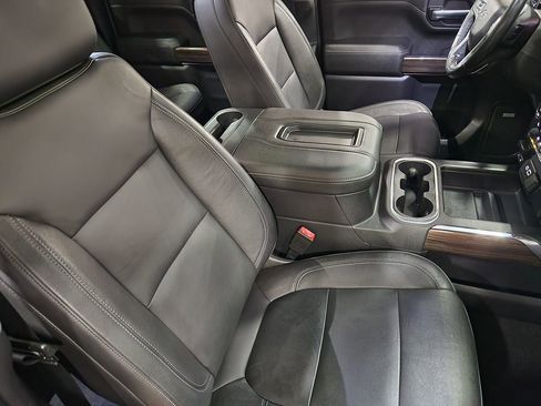 Used 2020 Chevrolet Silverado 1500 LT Trail Boss image 35