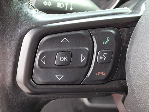 Used 2021 Jeep Gladiator Sport image 21