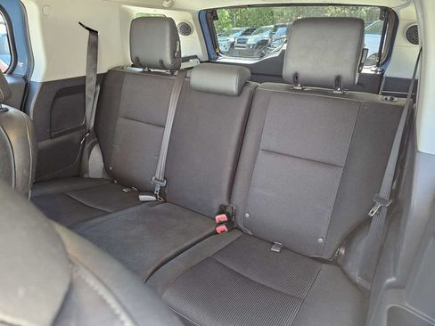 Used 2011 Toyota FJ Cruiser 4WD w/ Upgrade Pkg image 14