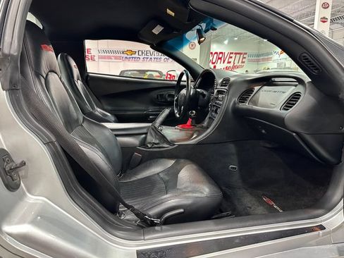 Used 2001 Chevrolet Corvette Z06 RWD image 10