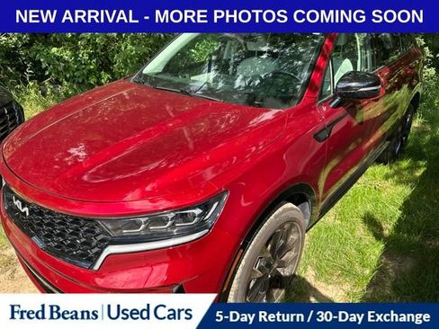 Used 2023 Kia Sorento SX AWD/4WD image 3