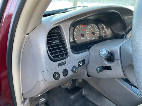 Used 2004 Toyota Sequoia SR5 image 30