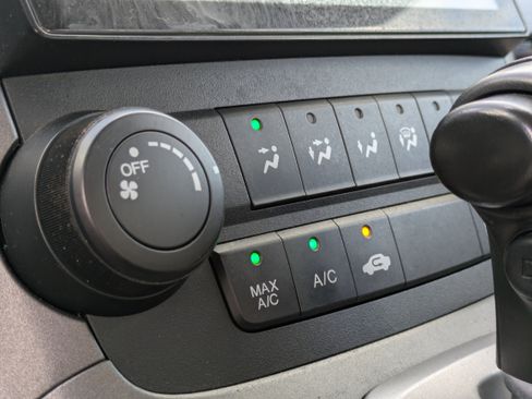 Used 2009 Honda CR-V LX image 27