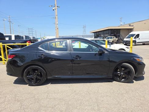 Used 2022 Nissan Sentra SR w/ Midnight Edition FWD image 15