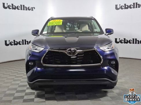 Used 2024 Toyota Highlander Limited image 2