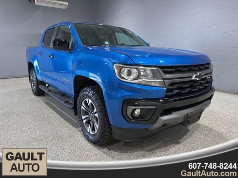 Used 2022 Chevrolet Colorado Z71 image 1