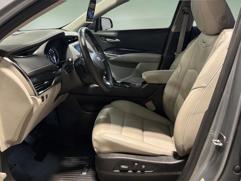 Used 2023 Cadillac XT4 Premium Luxury w/ Cold Weather Package image 10