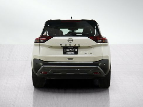 Used 2023 Nissan Rogue SL AWD/4WD image 4