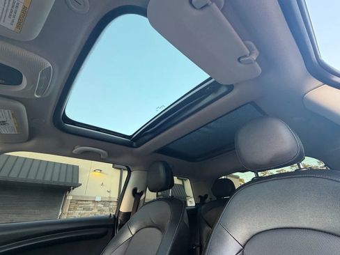 Used 2017 MINI Cooper 2-Door Hardtop image 34