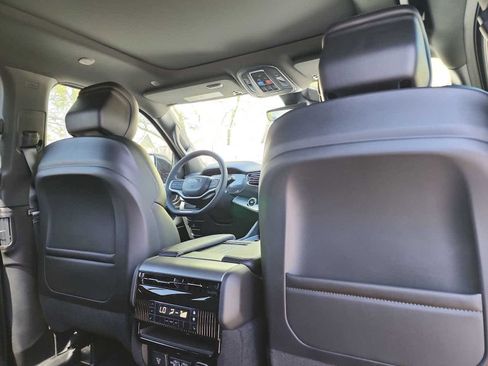 New 2026 Jeep Grand Wagoneer L Limited AWD/4WD image 17