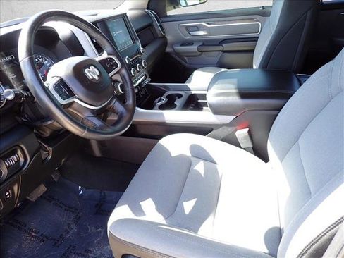 Used 2019 RAM 1500 Big Horn AWD/4WD image 10