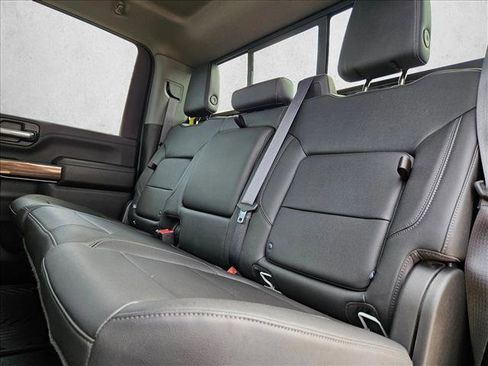 Used 2022 Chevrolet Silverado 2500 LT w/ Texas Edition AWD/4WD image 18