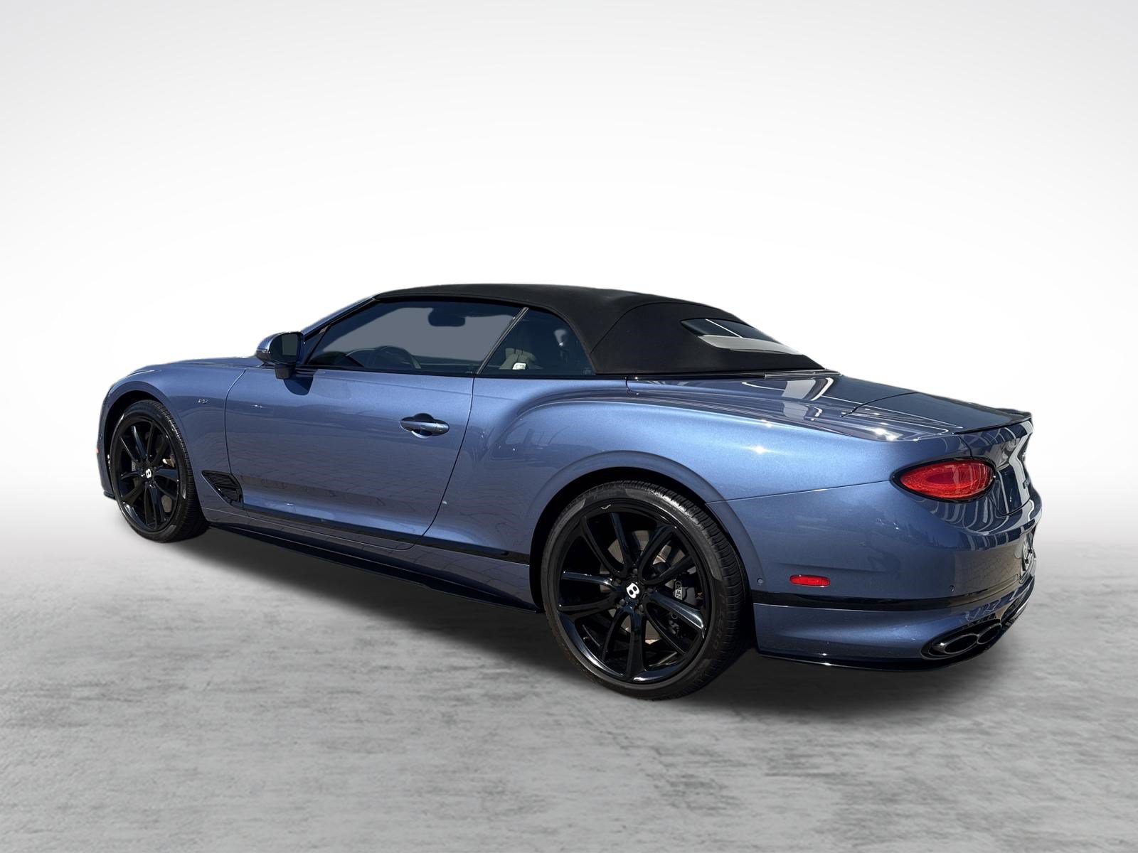 Used 2022 Bentley Continental GT AWD/4WD image 3