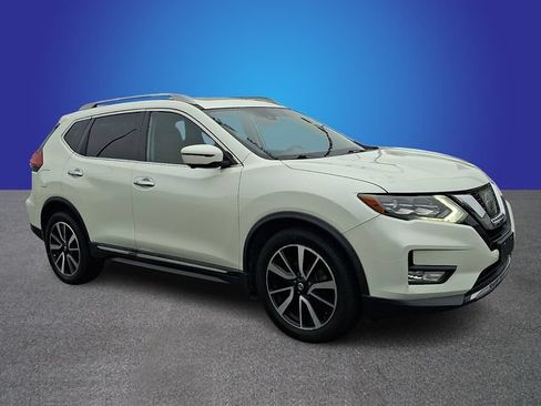 Used 2017 Nissan Rogue SL w/ SL Premium Package AWD/4WD image 2