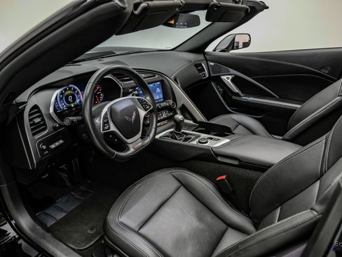 Used 2016 Chevrolet Corvette Z06 w/ 2LZ Preferred Equipment Group RWD image 2
