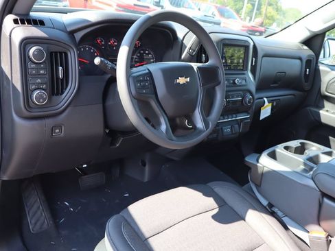 New 2026 Chevrolet Silverado 1500 Custom AWD/4WD image 6
