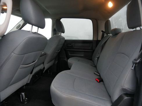 Used 2014 RAM 3500 Tradesman w/ Chrome Appearance Group image 11