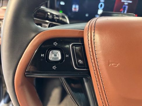 Used 2025 Lincoln Aviator Reserve w/ Equipment Group 201A AWD/4WD image 7