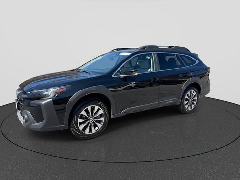 Certified 2025 Subaru Outback Limited image 4
