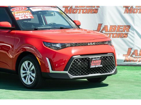 Used 2023 Kia Soul LX FWD image 41