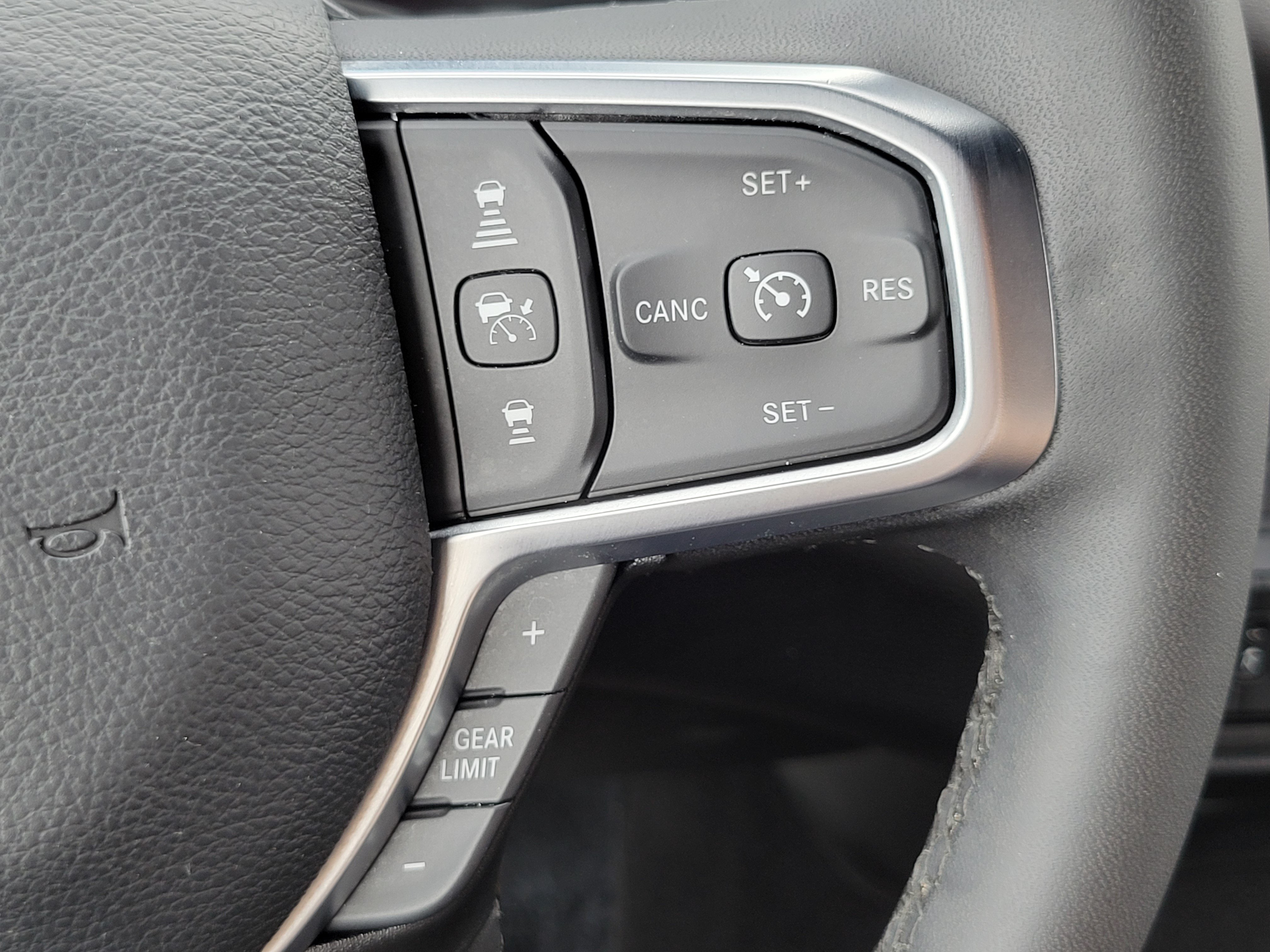 Used 2026 RAM 2500 Big Horn AWD/4WD image 12