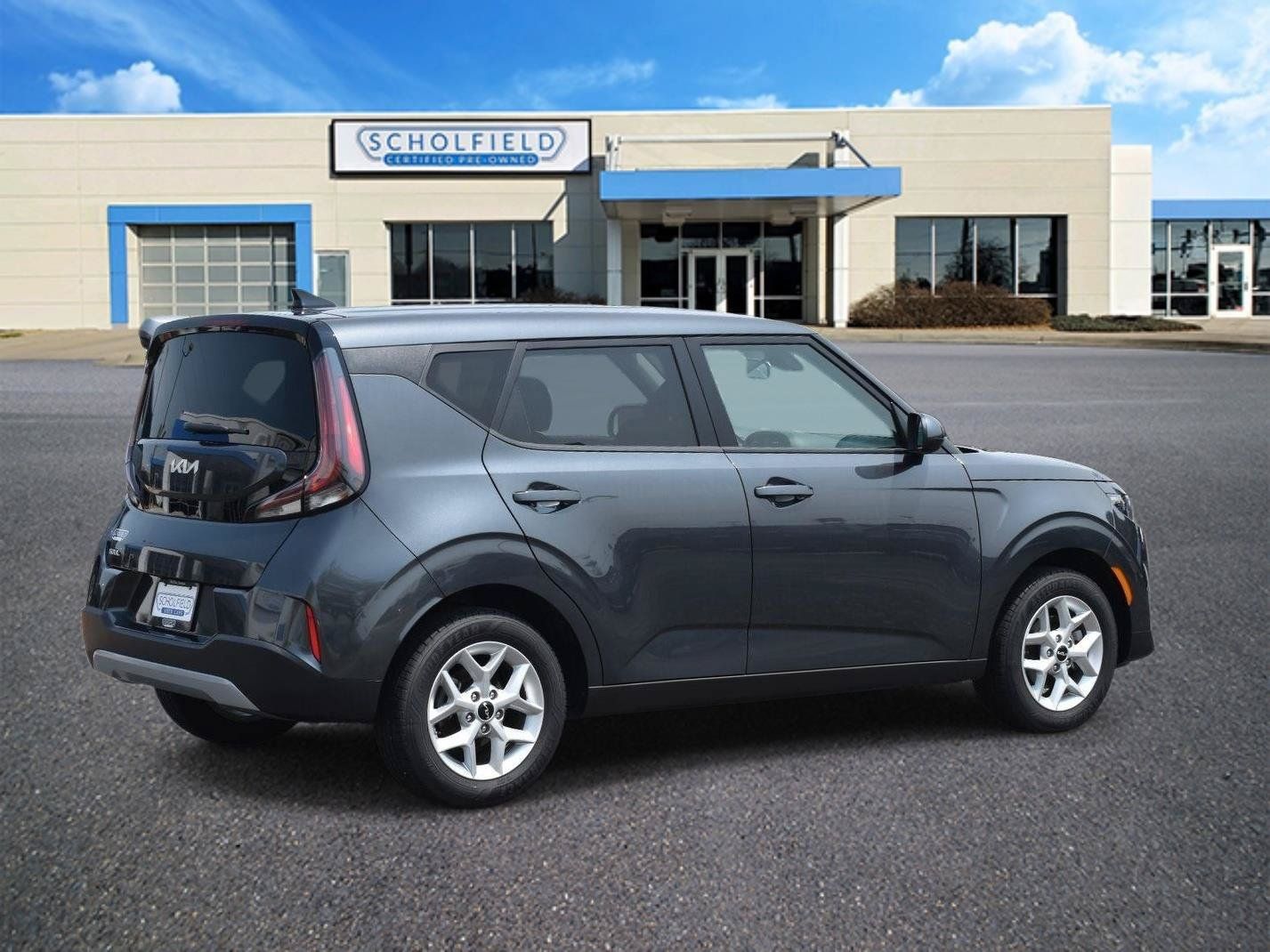 Used 2024 Kia Soul LX w/ Option Group 015 FWD image 3