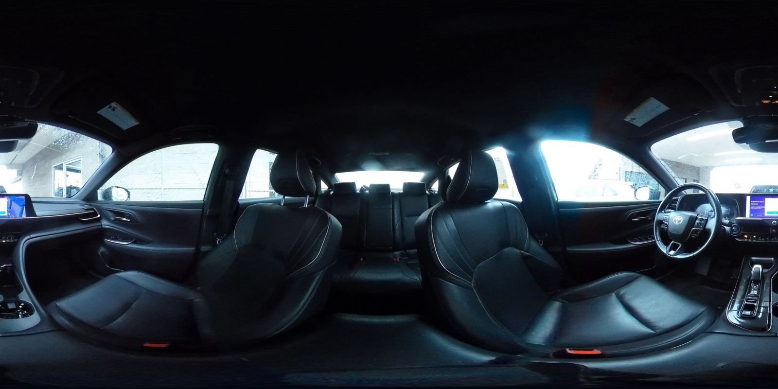Used 2025 Toyota Crown AWD/4WD image 41