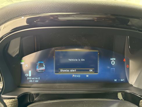 New 2026 Lincoln Corsair Premiere w/ Rear Removable Package Tray FWD image 16