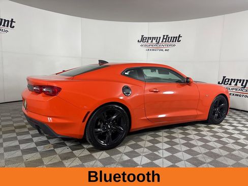 Used 2019 Chevrolet Camaro LT w/ Technology Package image 6