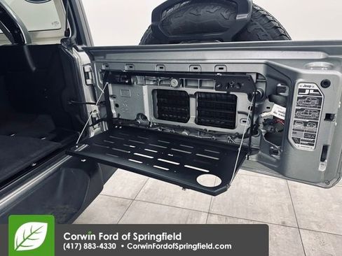 Used 2021 Jeep Wrangler Unlimited Islander image 18