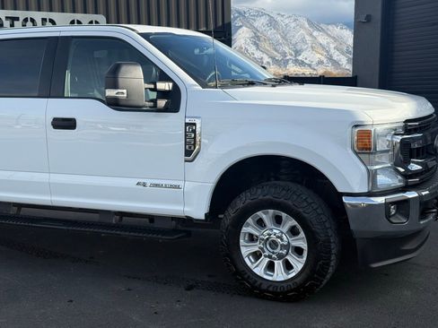 Used 2022 Ford F350 XLT w/ XLT Value Package image 5