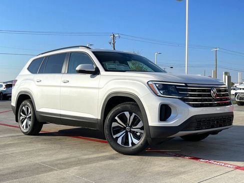 New 2026 Volkswagen Atlas SE image 5