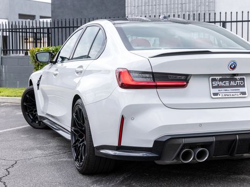Used 2023 BMW M3 w/ M Carbon Exterior Package RWD image 8