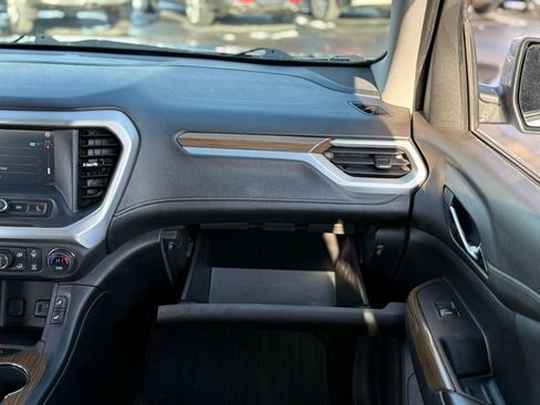 Used 2019 GMC Acadia SLE image 26