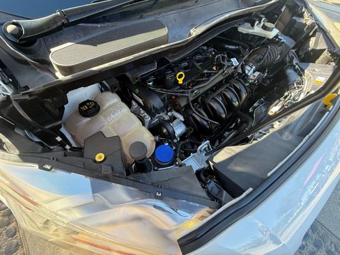 Used 2018 Ford Transit Connect XLT image 36