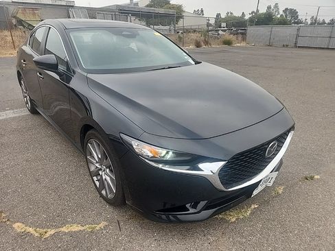 Used 2024 MAZDA MAZDA3 s FWD image 1