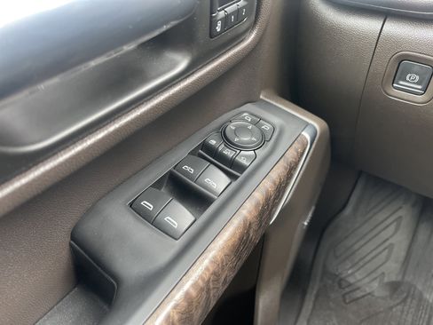 Used 2023 GMC Sierra 2500 Denali w/ Denali Ultimate Package image 23