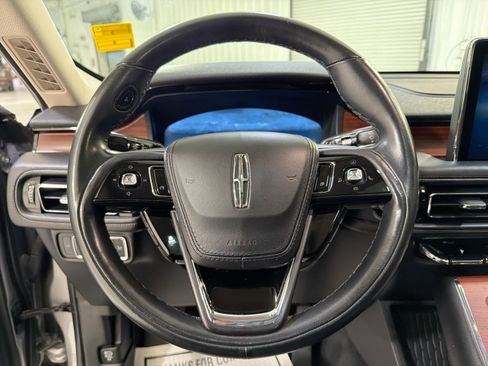 Used 2023 Lincoln Aviator Reserve image 13