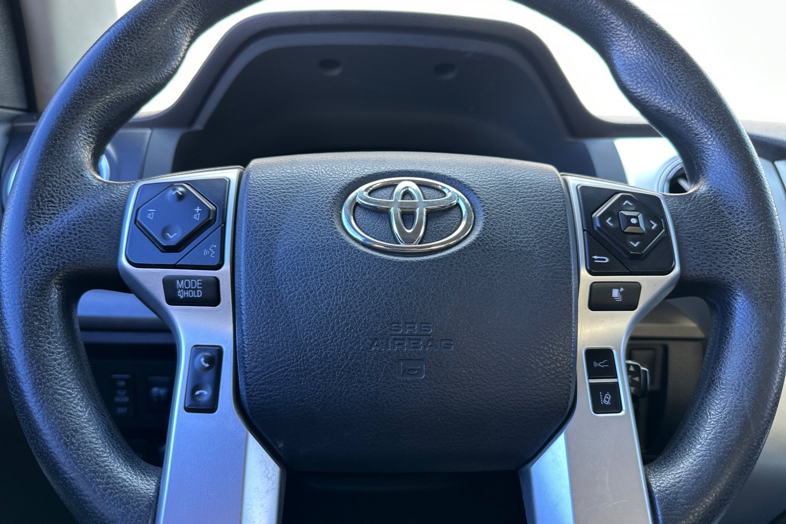 Used 2018 Toyota Tundra SR5 w/ SR5 Upgrade Package RWD image 33