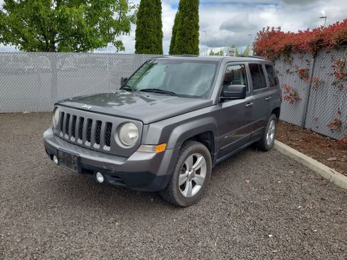 Used 2012 Jeep Patriot Latitude w/ Sun/Sound Group image 1