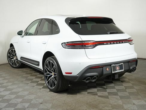 Used 2026 Porsche Macan AWD/4WD image 3