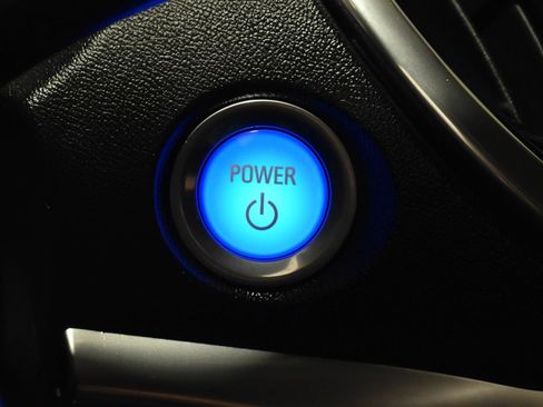 Used 2018 Chevrolet Volt Premier image 10